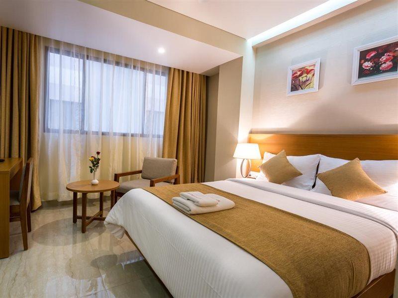 Classic Grande,A Member Of Radisson Imphal Luaran gambar