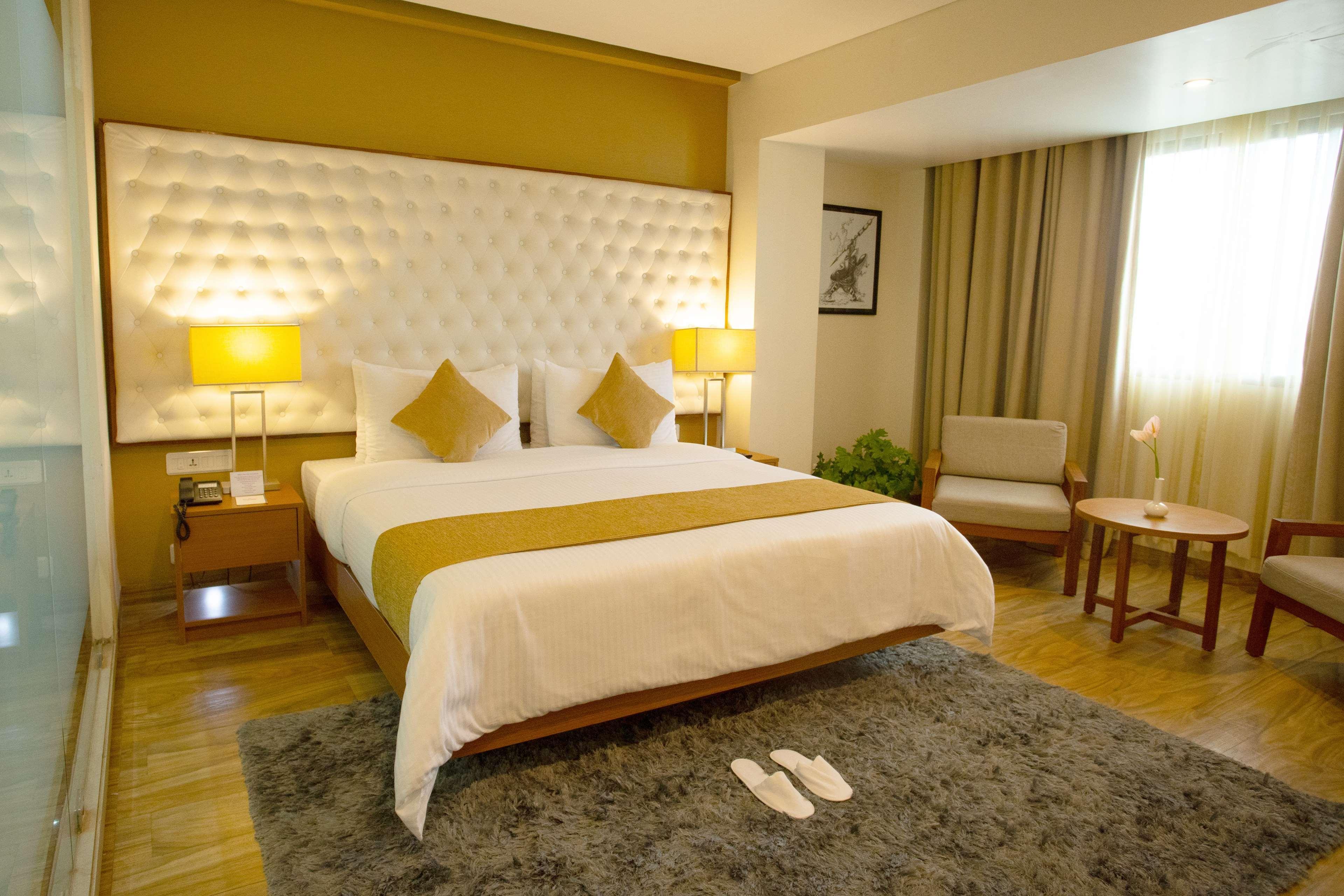 Classic Grande,A Member Of Radisson Imphal Luaran gambar