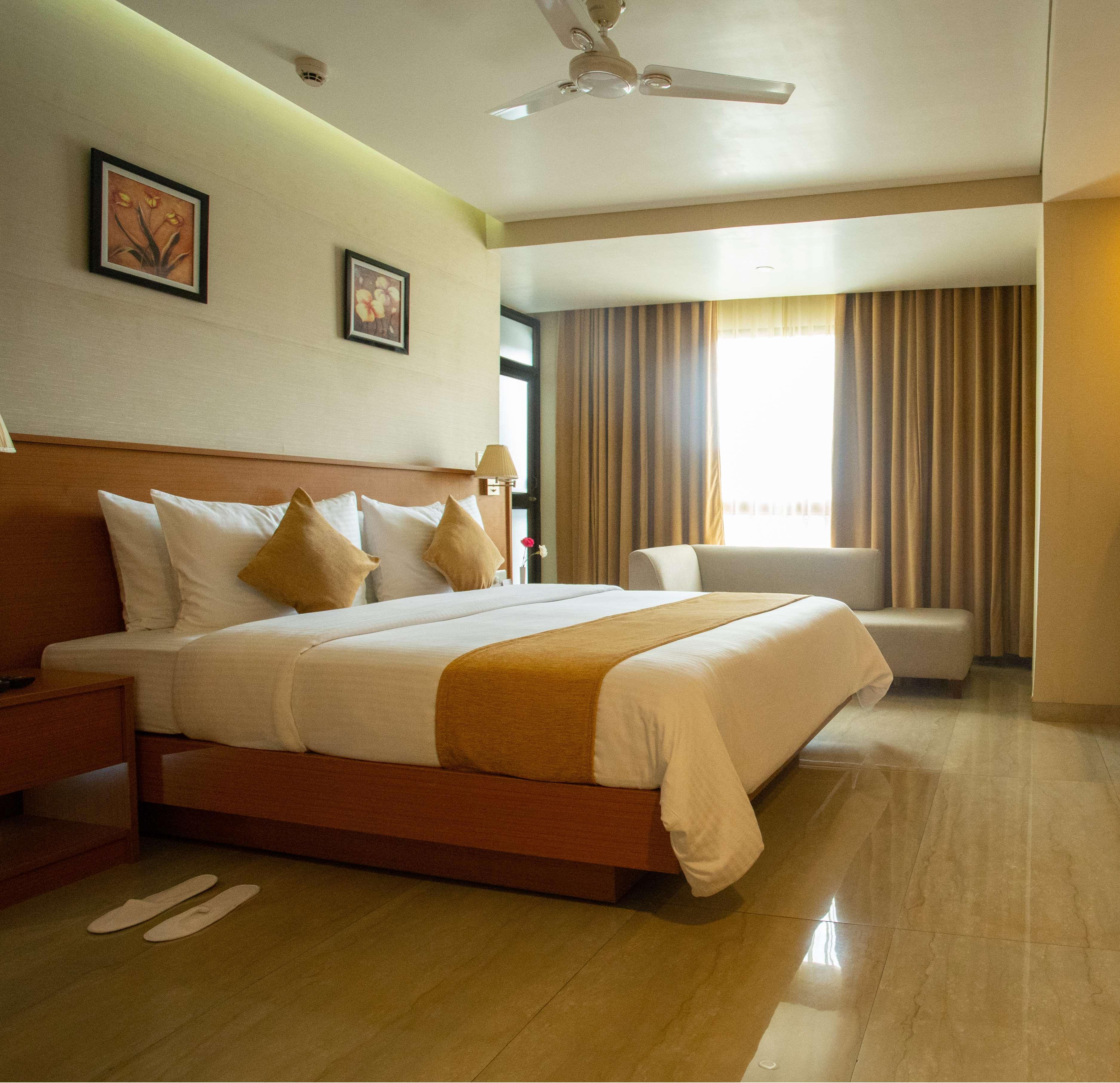Classic Grande,A Member Of Radisson Imphal Luaran gambar