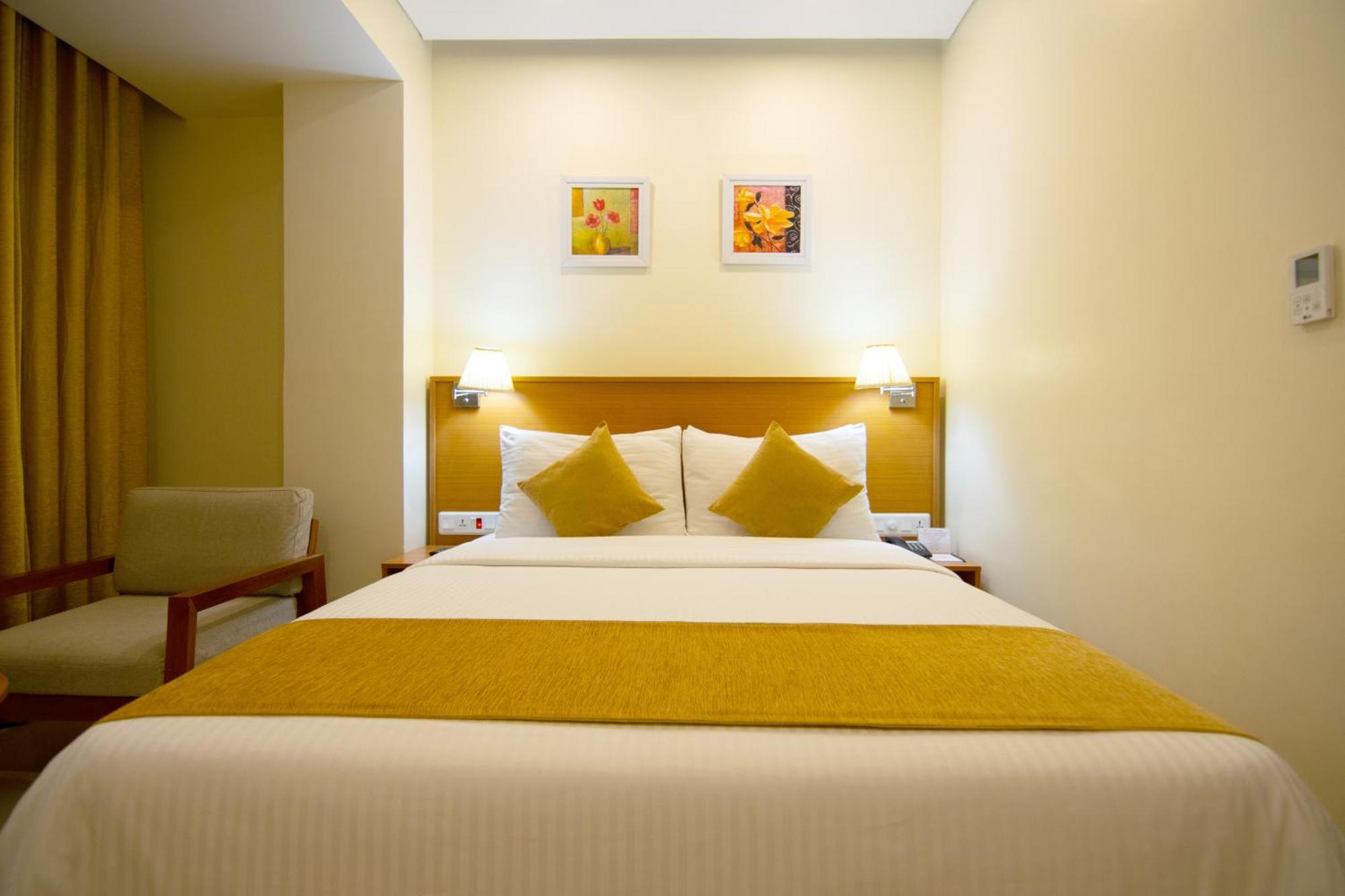Classic Grande,A Member Of Radisson Imphal Luaran gambar