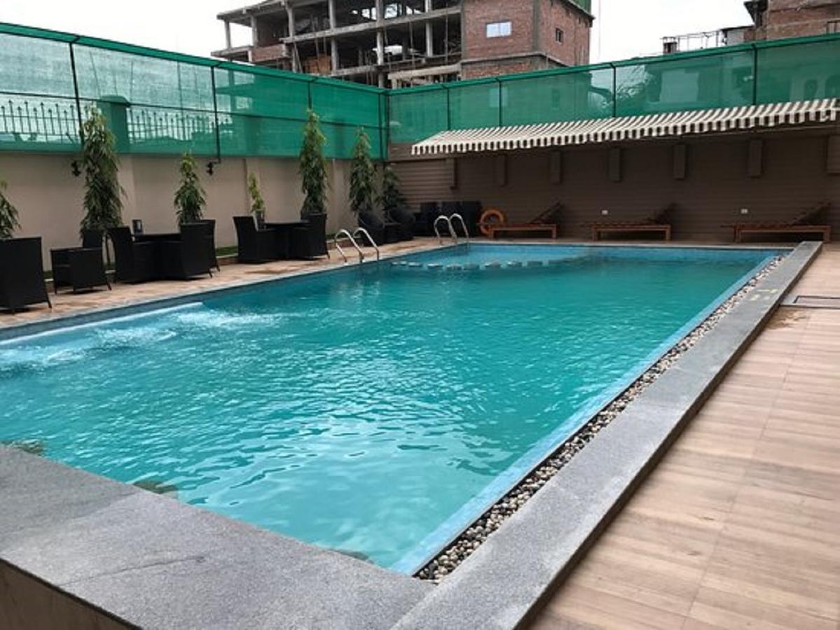 Classic Grande,A Member Of Radisson Imphal Luaran gambar